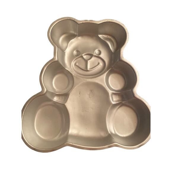 Vintage 1982 Wilton Teddy Bear Aluminum Cake Pan Very Good Used Condition - Picture 1 of 9